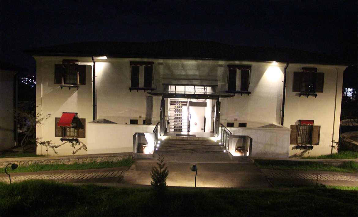 Portfolio Detail Image 21